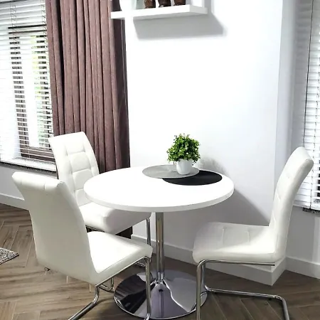 Jaracza 28/14 شقة