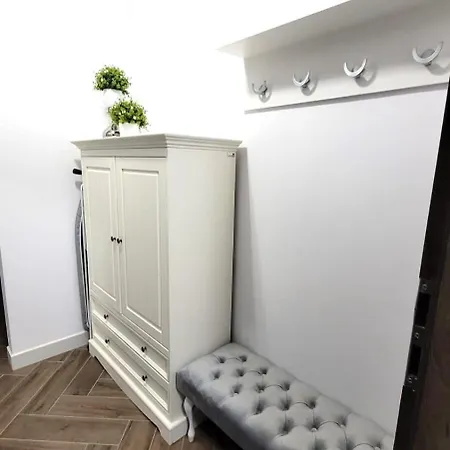 Jaracza 28/14 سووبسك