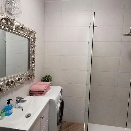 Jaracza 28/14 Appartamento *